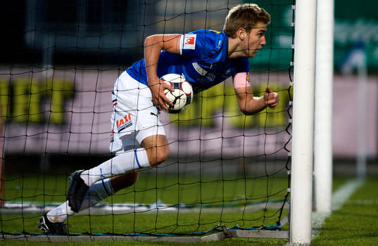 1-2 av Rasmus Bengtsson