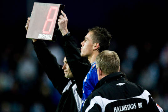 Emir Kujovic, Halmstad. Byte