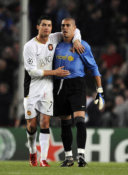 Victor Valdes, målvakt och Cristiano Ronaldo