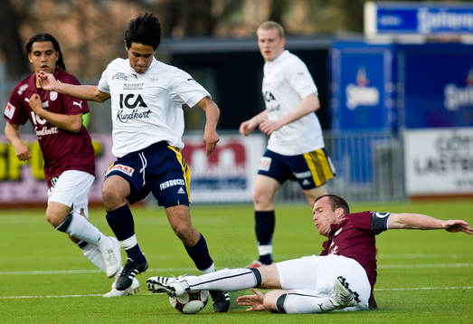 Antonio Rojas, Ängelholm. Mattias Lundström, Qviding