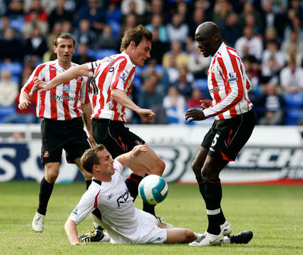 Kevin Davies, Nyron Nosworthy och Dean Whitehead