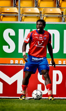 Razak Omotoyssi, Helsingborg, skriker