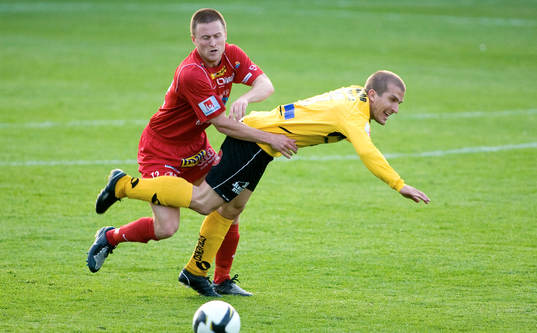 Daniel Svensson, LB