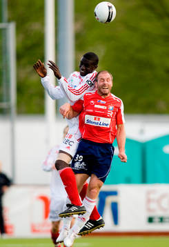 Magnus Källander, Örgryte. Yankuba Ceesay, Degerfors