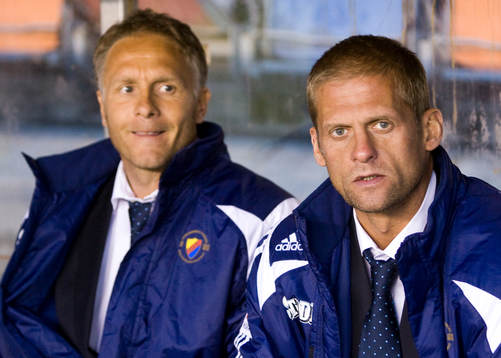Paul Lindholm, assisterande tränare, och Siggi Jonsson,
