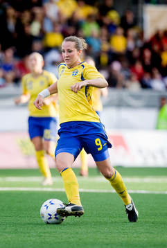 Therese Lundin, Sverige