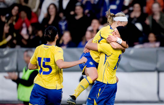 Jubel, Sverige Therese Sjögran, Sara Thunebro, och Jessica