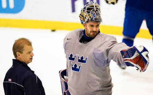 Henrik Lundqvist och Bengt-Åke Gustafsson, tränare,