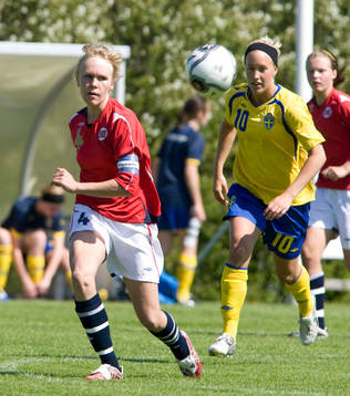 Maria Thorirsdottir och Julia Roddar