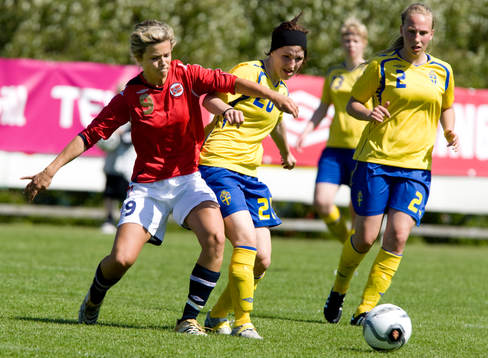 Catrine Dekkerhus, Norge och Maria Niemelä, Linda