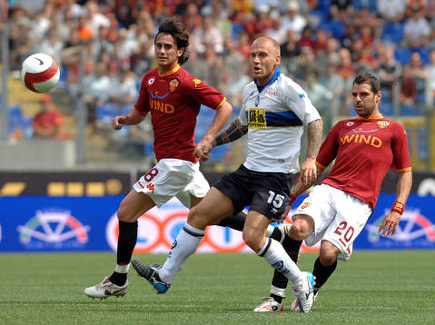 AQUILANI och DE ASCENTIS och PERROTTA