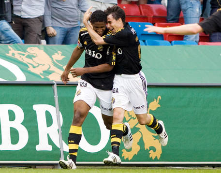 Khari Stephenson, 1-0 och Daniel Mendes, 2-0, AIK. Jubel
