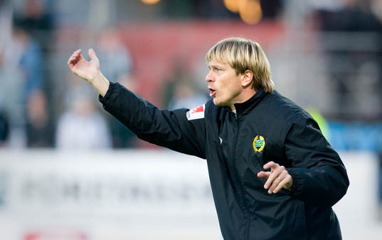 Tony Gustavsson, tränare