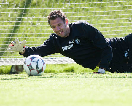 Andreas Isaksson, målvakt, tränar med Trelleborgs FF