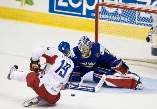 Radim Vrbata och Henrik Lundqvist, målvakt