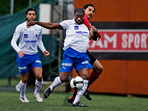 Serkan Cigel, Vasalund, hänger i Simon Omekanda,