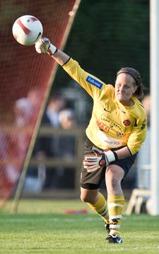 Maria Edman, målvakt