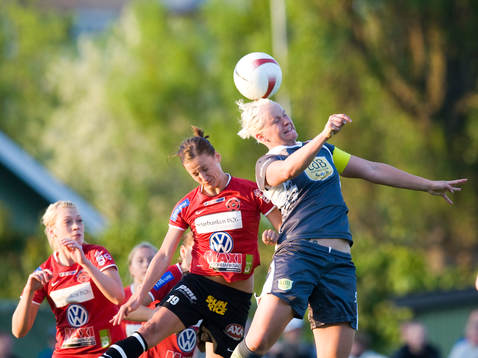 Nilla Fischer vinner nickduell mot Johanna Jönsson