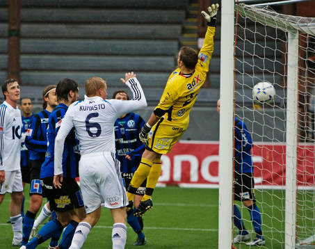 Andrej Komac, Djurgården, gör mål direkt på sin
