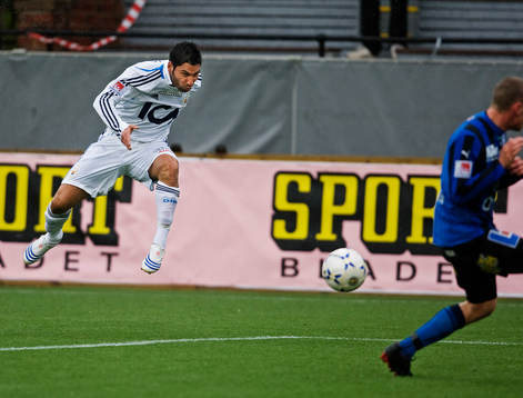 Stefan Batan, Djurgården, skjuter