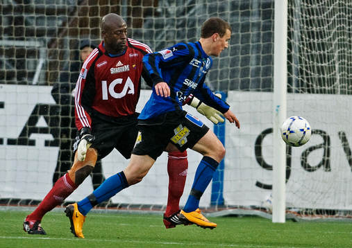 Alexander Gerndt, Sirius, oroar framför Pa Dembo Tourray,