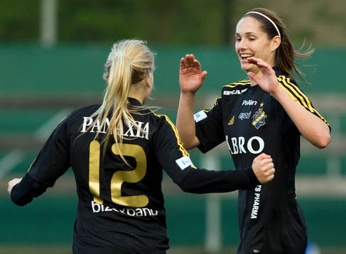 Kathryn Gill, AIK