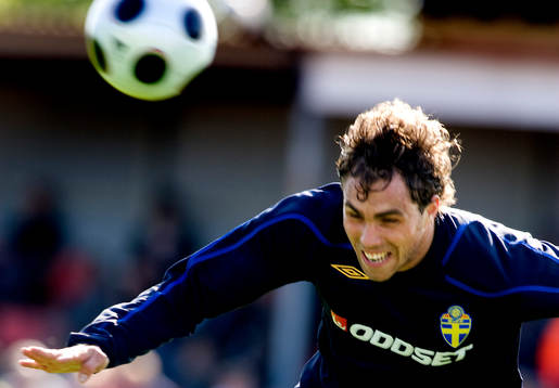 Johan Elmander, nick
