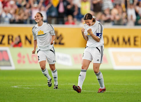 Gina Loren Lewandowski, Frankfurt, och Tina Wunderlich,