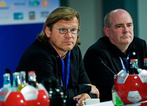 Hans-Jürgen Tritschoks, tränare, Frankfurt