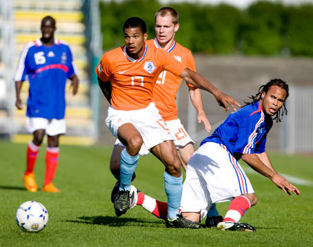 Calvin Jong-A-Pin, Holland och Garry Bocaly, Frankrike
