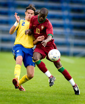 Mikael Lustig, Sverige och Edinho, Portugal