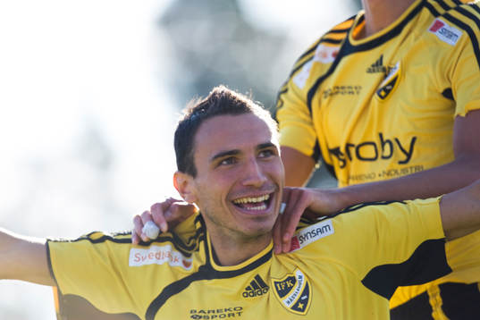 1-1, Burim Rexhepi, som även gjorde segermålet. Jubel