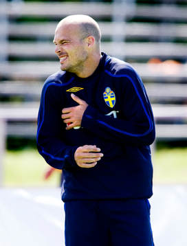 Fredrik Ljungberg, ler, skrattar, skratt, glad