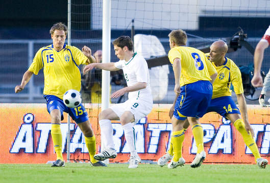 Miran Burgic, Slovenien  pressar på Sveriges försvar