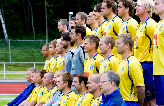 Landslaget poserar