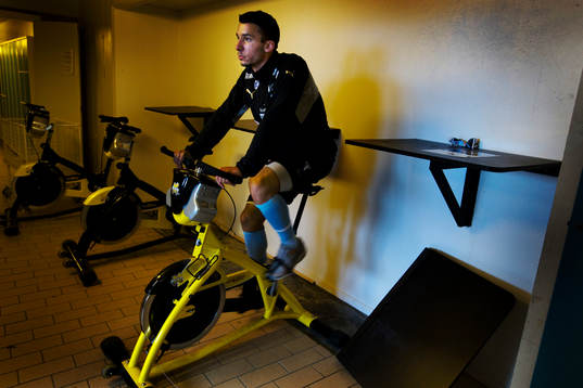 Fotboll, U21, Guillermo Molins, Sverige cyklar på en