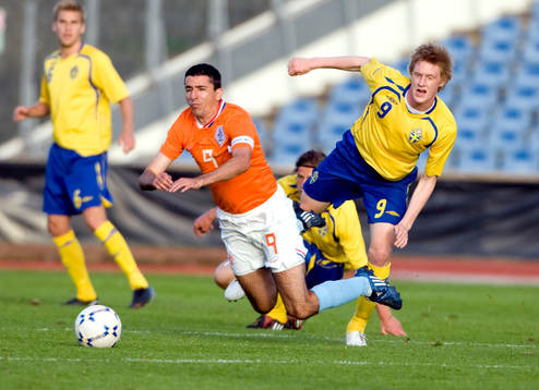 Rasmus Elm, Sverige och Roy Makaay, Holland