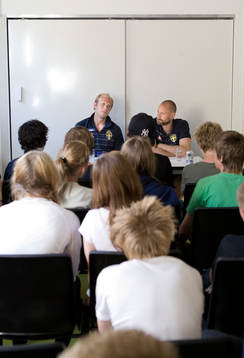 Mikael Dorsin och Johan Wiland  på Idrottsmuseet VM-58