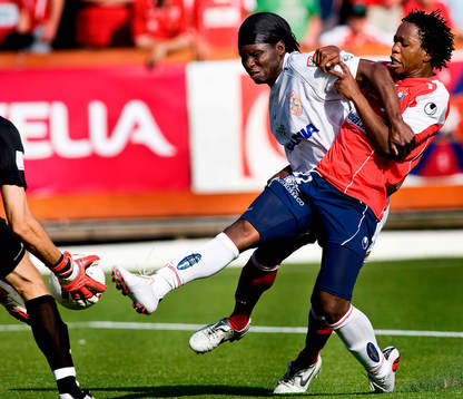 Boyd Mwila, Örgryte och Lamin Conateh, Assyriska