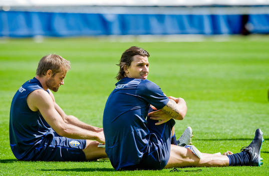 Olof Mellberg och Zlatan Ibrahimovic