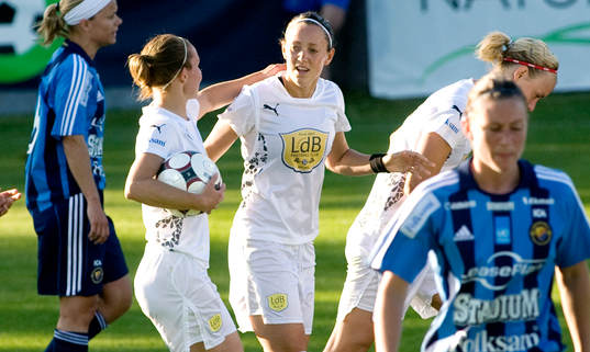 Therese Sjögran, LDB 1-1 på straff. Jubel