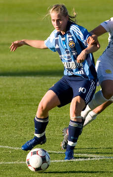 Linda Sällström, Dif