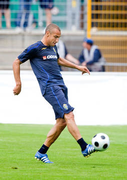 Henrik Larsson