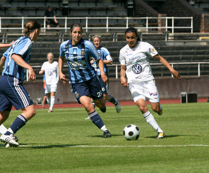 Marta, Umeå och Therese Brogårde, Djurgården