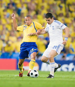 Henrik Larsson, Sverige och Kostas Katsouranis, Grekland