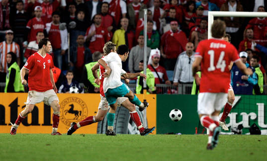 Arda Turan, Turkiet, gör segermålet