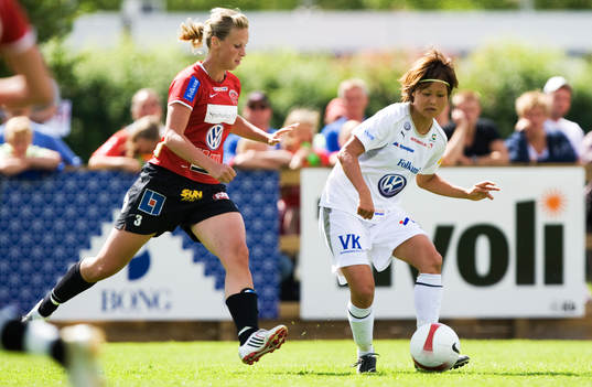 Mami Yamaguchi och Therese Persson