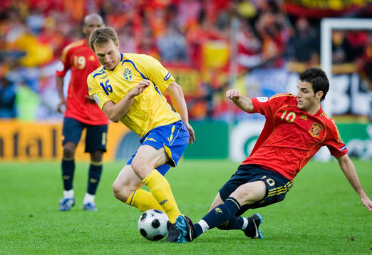 Kim Källström, Sverige, och Cesc Fábregas, Spanien