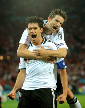 Michael Ballack och Arne Friedrich, Tyskland. Glädje, jubel