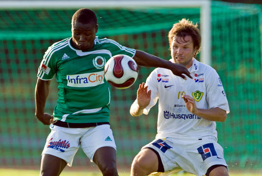 Obi Etie,  Väsby och Andreas Nilsson, Jönköping